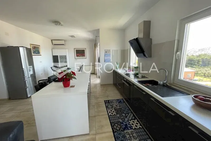 Island Rab, Barbat, two-room apartment on the 2nd floor, size 105 m² – 3
