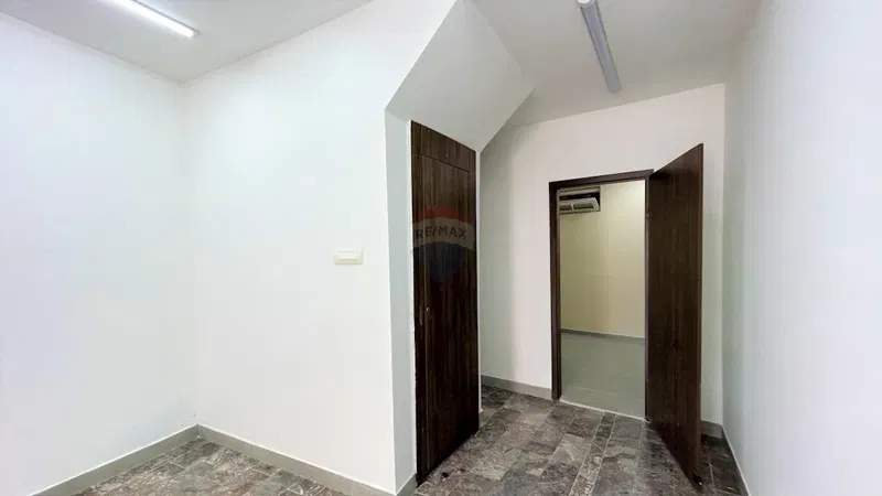 Attività commerciale Umag, 37,25m2 – 3