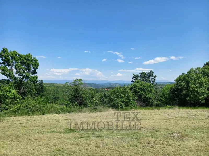 Building plot with building permit in the vicinity of Višnjan – 2