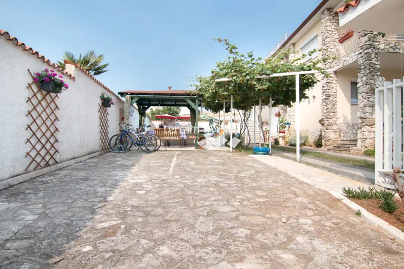 Istria, Fasana, Valbandon, casa indipendente 438m2 con piscina, in vendita – 2