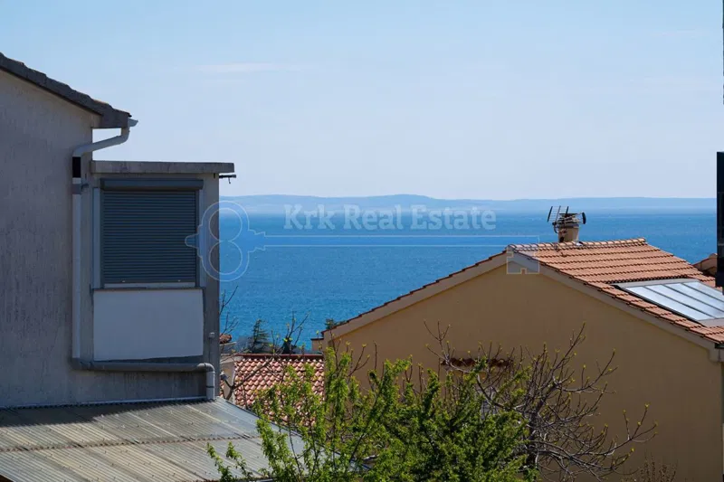 KRK - LUKSUZNI APARTMAN SA BAZENOM – 2
