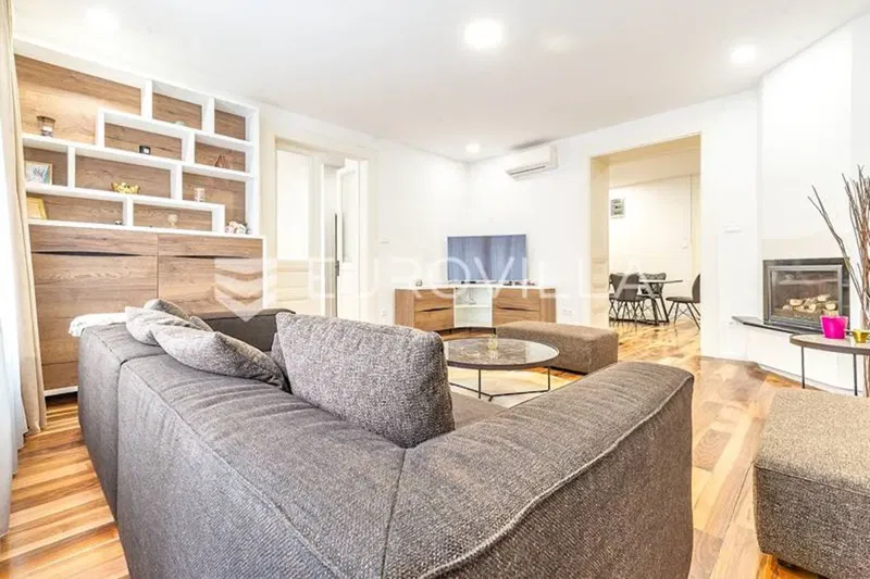 Zagreb, premium central location, beautiful three-room apartment for rent, 105 m² – 2