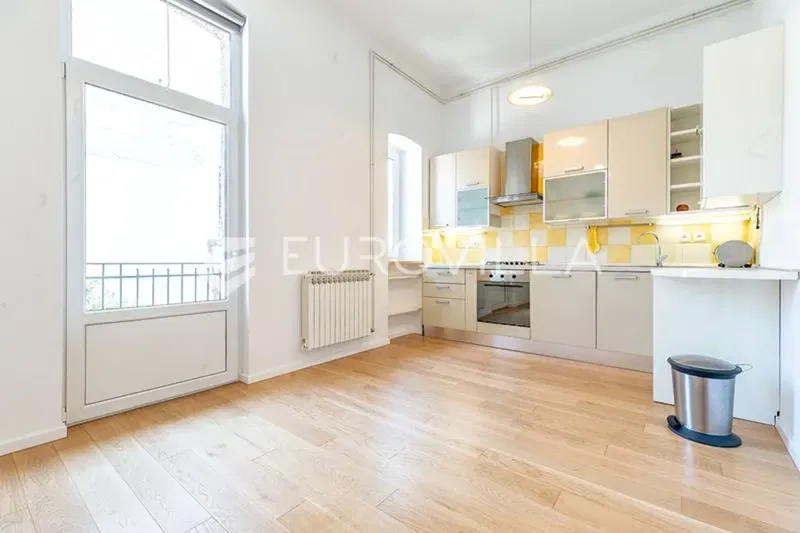 Zagreb, center two bedroom apartment 90 m² – 3