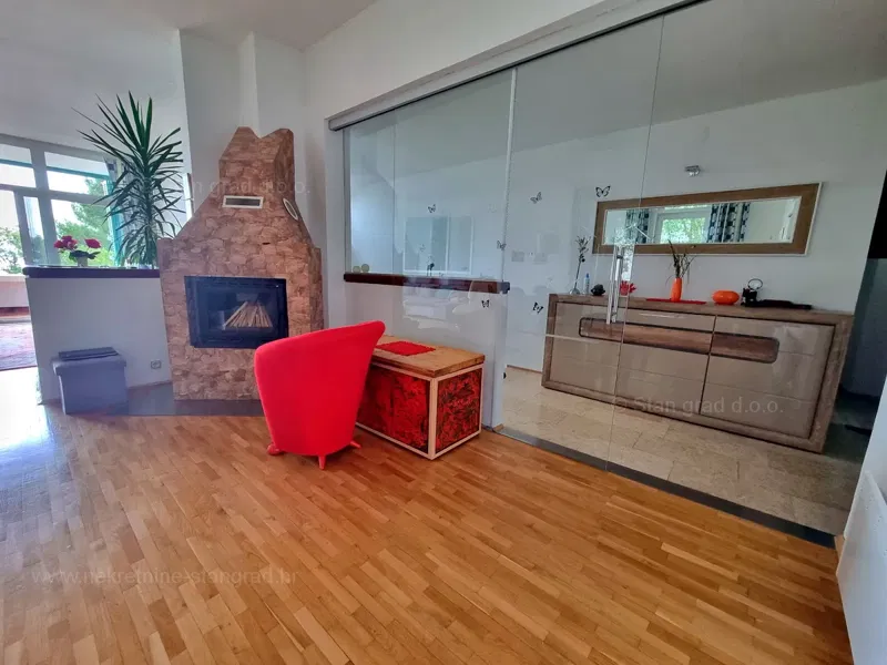 Njivice, una villa dal design accattivante in un'ottima posizione! – 2