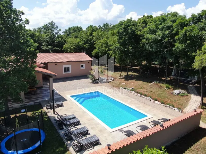 Labin, surroundings, beautiful holiday house in a secluded area – 3