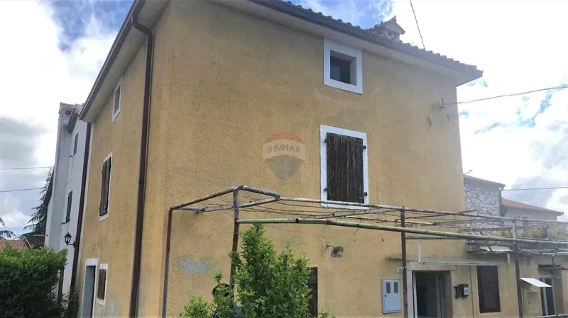 Istria, zona Brtonigla, 2 case a schiera – 3