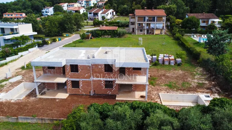 Poreč area, semi-detached house on the edge of the village! – 3