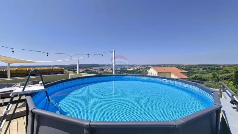Istra, Medulin – House with rooftop terrace and sea view, 280 m² – 3