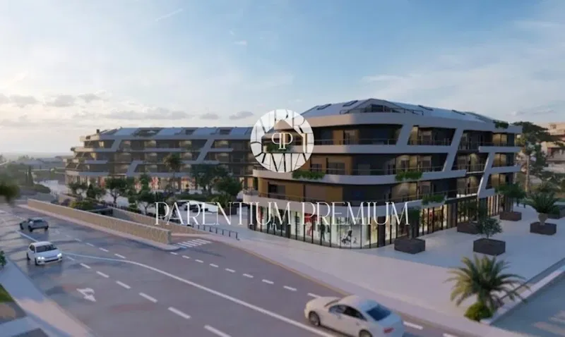 Fantastic apartment with a terrace and a view of the sea in the city center – 3