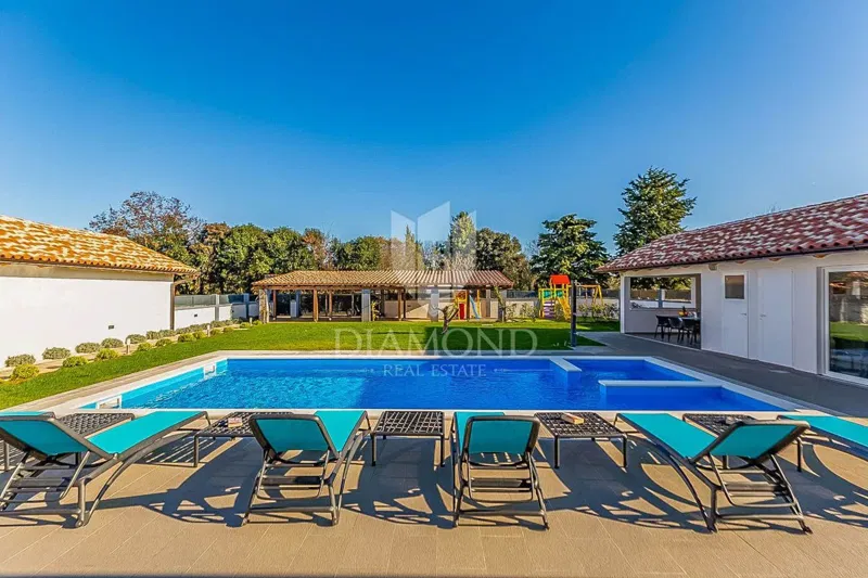 Medulin, surroundings, two holiday houses in a great location – 3