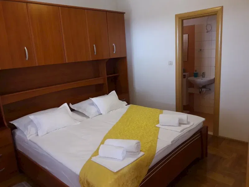 Luxury villa on the first row by the sea, near Trogir – 2