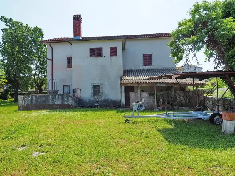 Malinska, stone house for adaptation with a large garden near the sea – 3