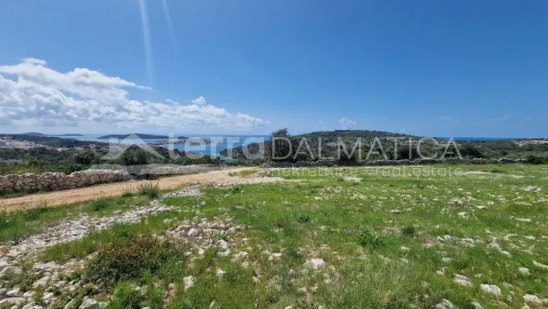 Surroundings of Rogoznica, a large building plot with an enchanting view – 3