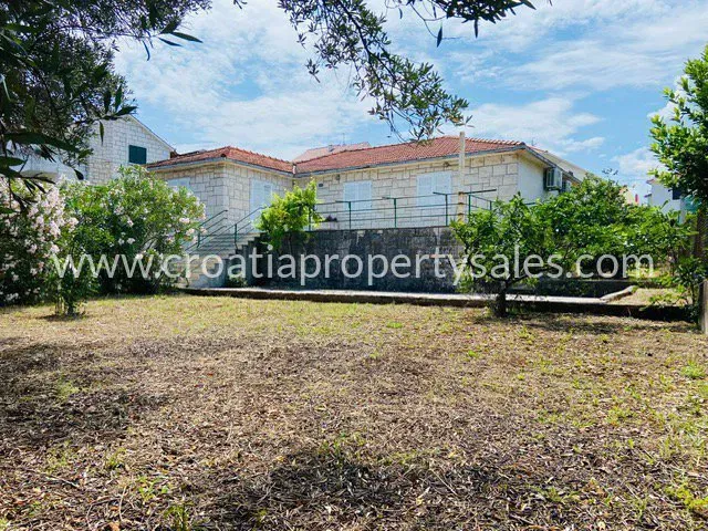 Brac, house for sale, 790.000 € – 2