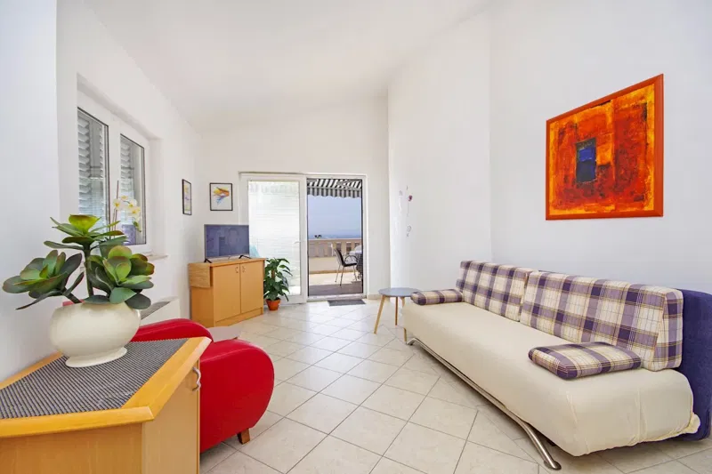 MAKARSKA, HOUSE WITH 5 APARTMENTS AND SEA VIEW – 3