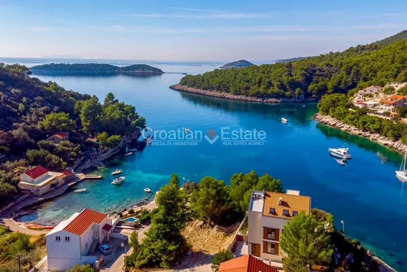 Korčula-sziget – Luxus villa medencével, közvetlenül a tenger mellett, eladó – 3