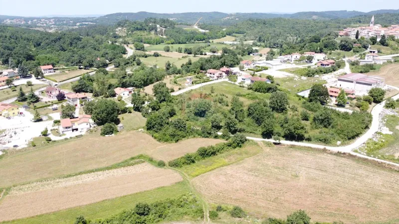 ISTRIA, TRVIŽ - Building plot 2383 m2, possible subdivision. – 2