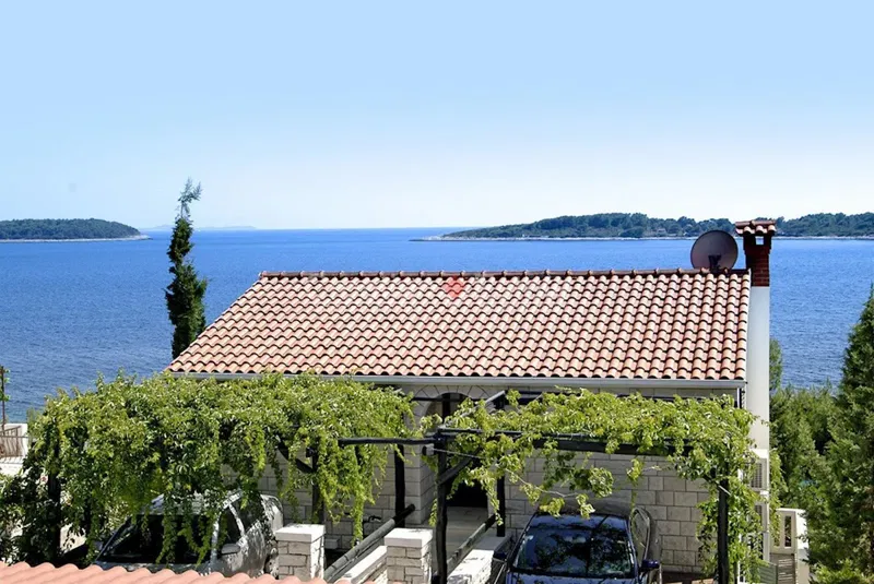 Korcula Island – Seafront stone villa with pool for sale – 2