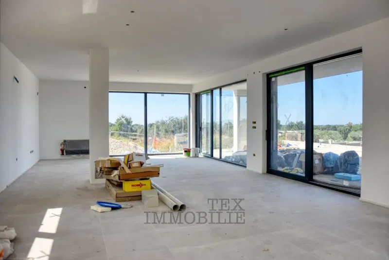 Poreč e dintorni, si vende una bellissima villa con vista mare – 3