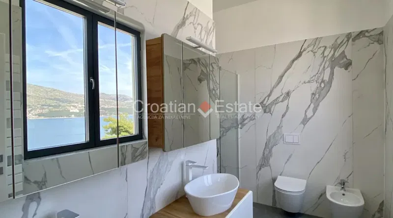 Ciovo Island – Luxury villa with sea view and pool for sale – 3