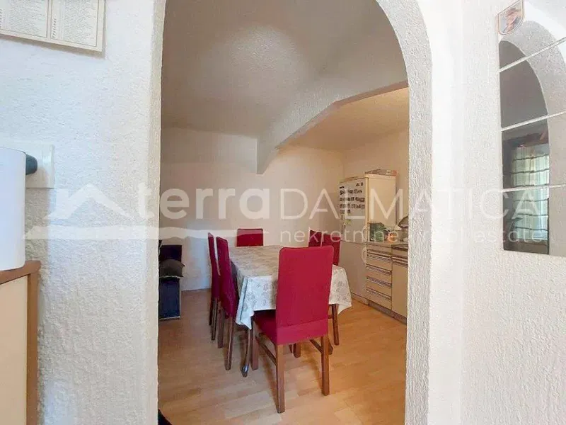 Sibenik, center, semi-detached house in a quiet street – 3