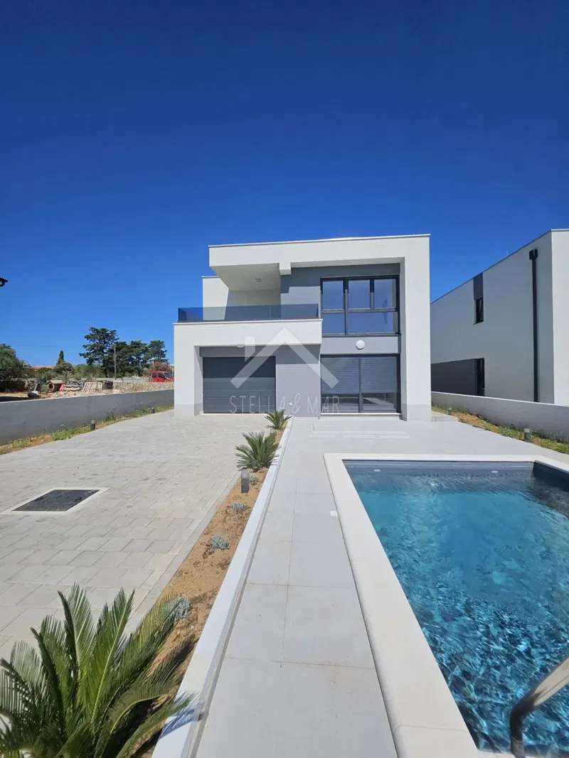 Modern villa with 2 apartments, garage and swimming pool - Vir – 2
