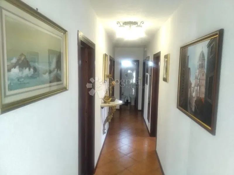 Casa Donje Polje, Šibenik - Okolica, 200m2 – 3