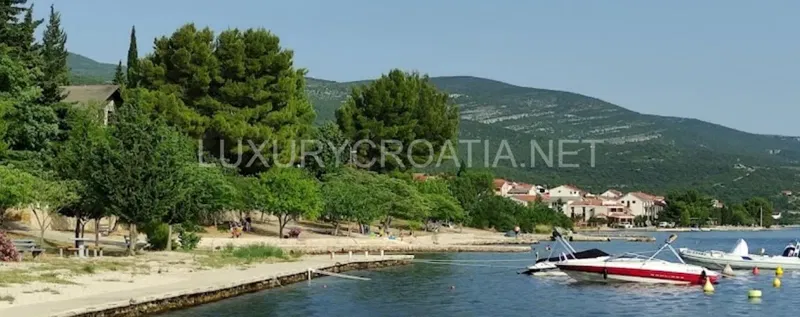 Casa con 2 posti barca vicino a Zara – 3