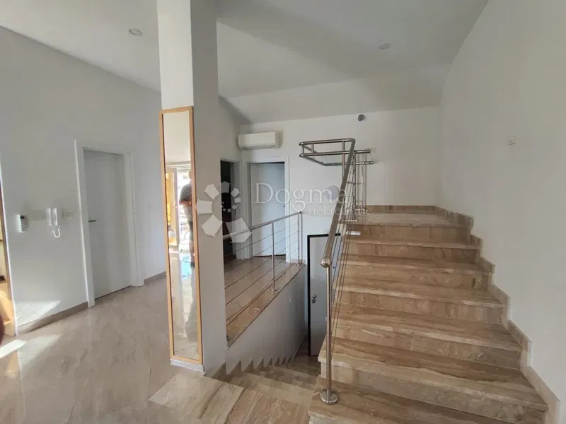 Lakosztály Njivice, Omišalj, 80m2 – 2