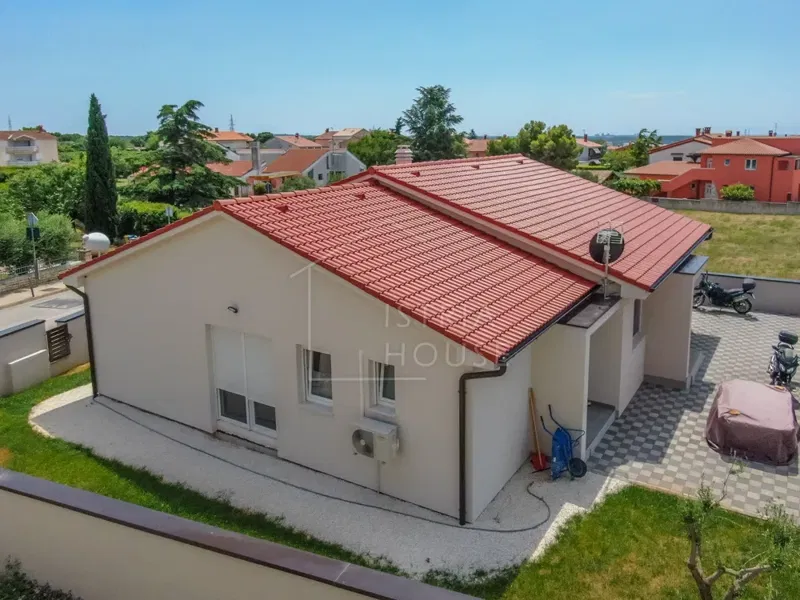 Vodnjan, surroundings, house with two apartments – 2