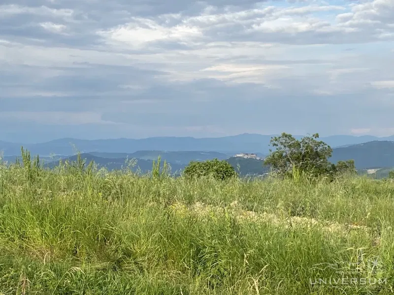 Building land in Vižinada – 2
