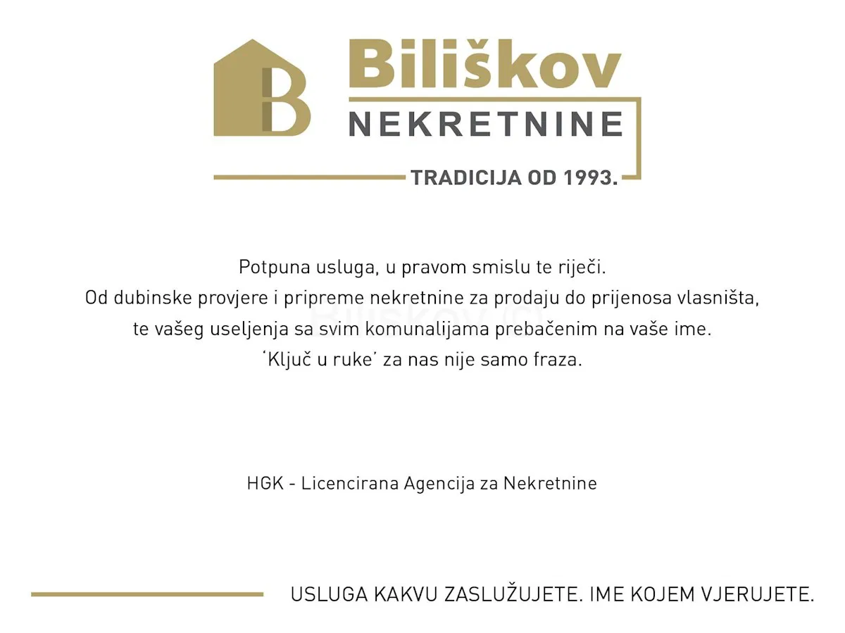 Brač, Mirca građevinsko zemljište 1074 m2