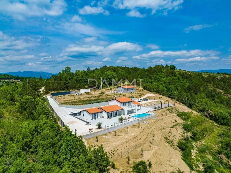ISTRIA, DRAGUĆ - AFFASCINANTE VILLA IN VISTA SECONDARIA CON VISTA NATURA INCONTAMINATA – 2