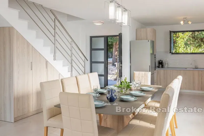 New villa with sea view – 3