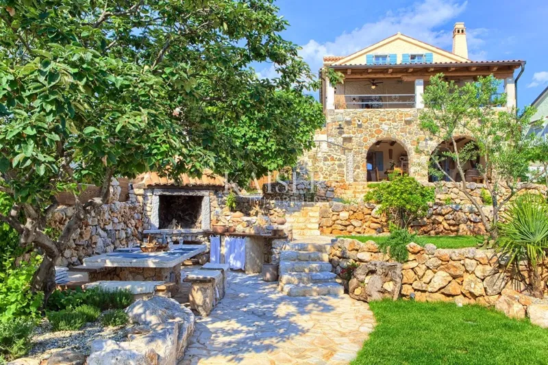 Villas Malinska, Malinska-Dubašnica, 220m2 – 2