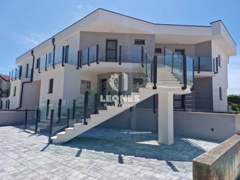 Moderno appartamento con giardino e garage ai dintorni di Umag - Umago, Savudrija – 2