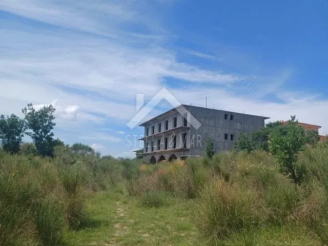Terreno Rtina – 2