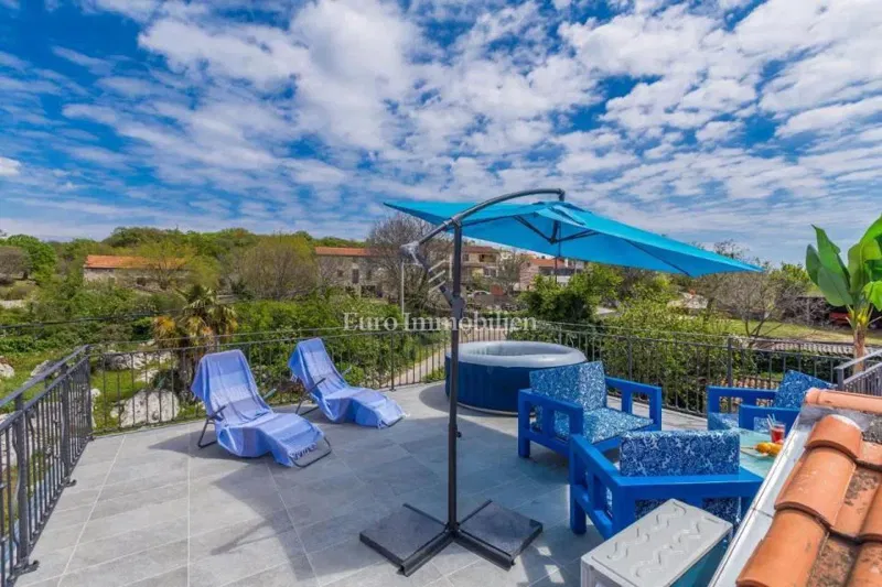 Beautiful stone house with sea view — surroundings of town Krk – 2