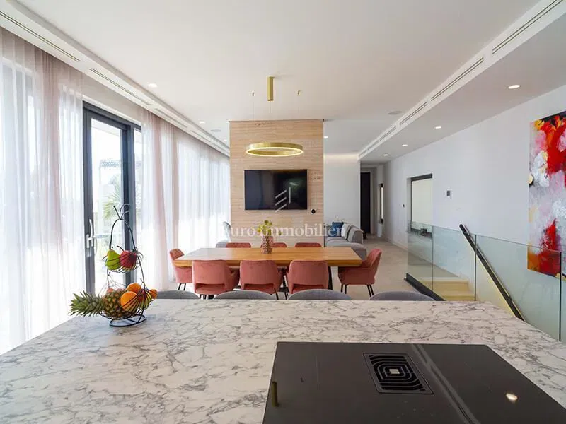 Luxury villa with pool and sea view, Makarska – 3
