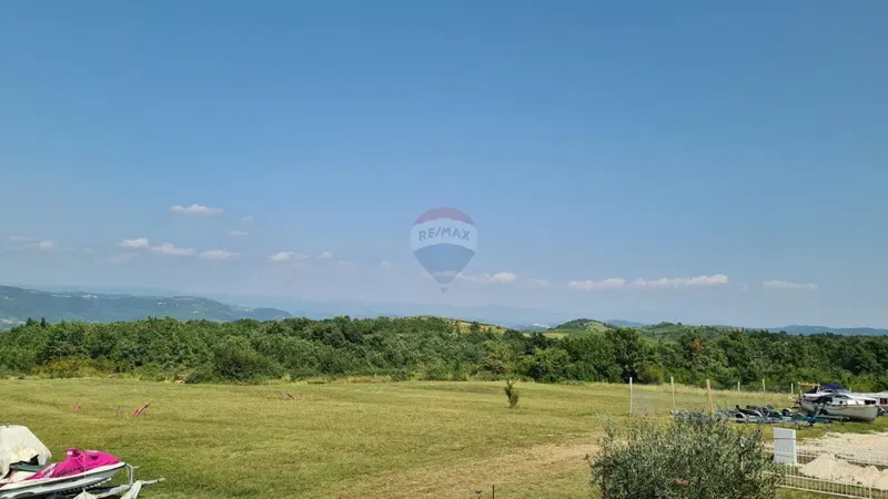 Terreno edificabile Vižinada, 1.576m2 – 2