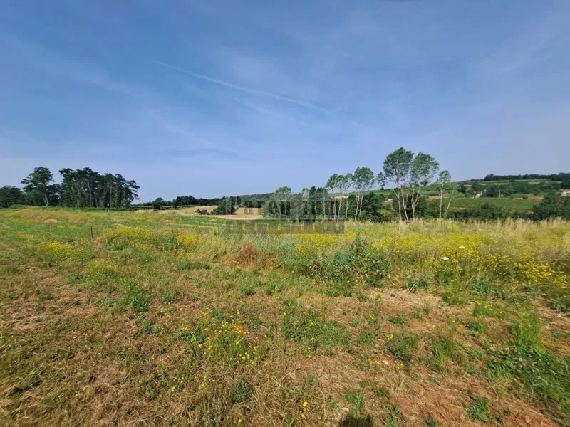 Building land in the country – 3