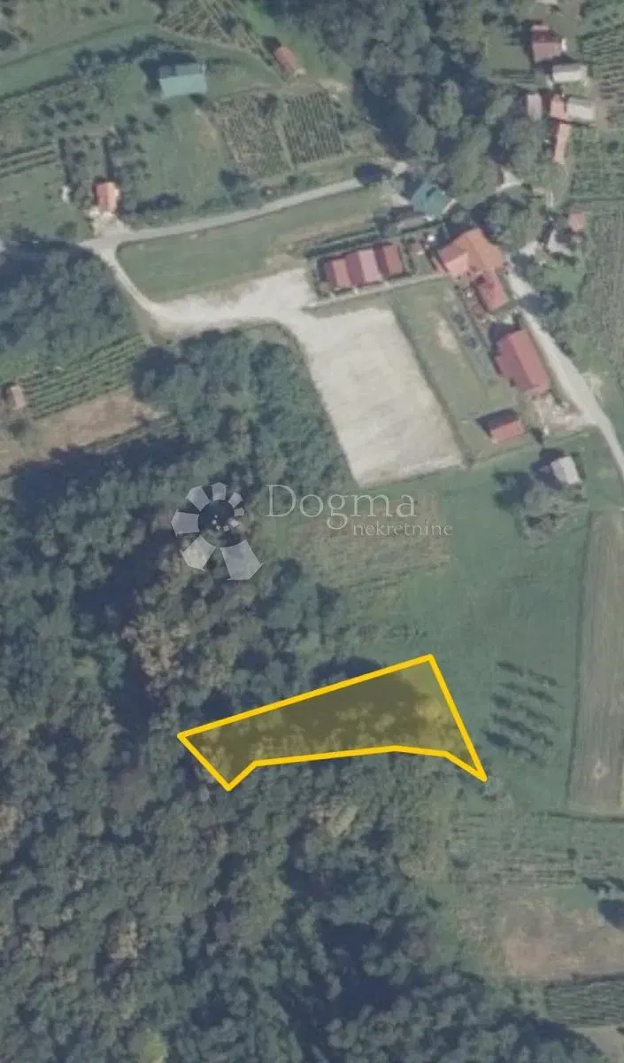 Pozemek Kaniža, Ivanec, 1.748m2