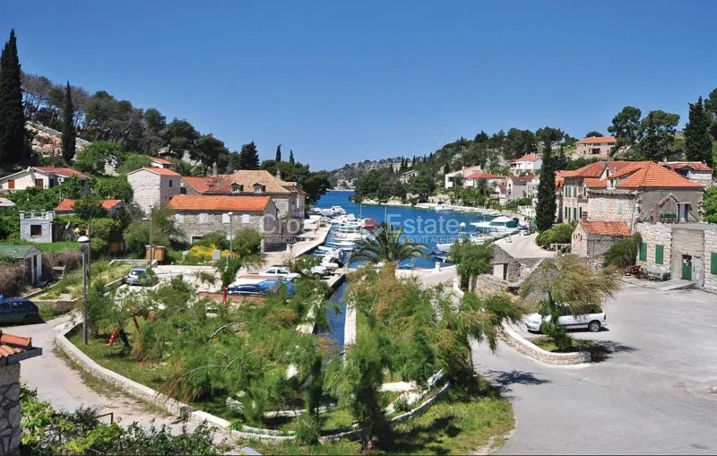 Terreno Brač – 3