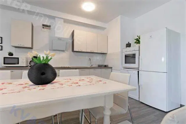 Semidetached house with a pool and a sea view! – 3