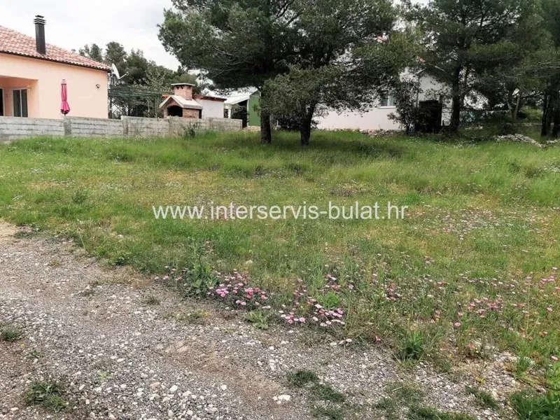 .::: Jadrtovac, building plot of 876sqm :::. – 2