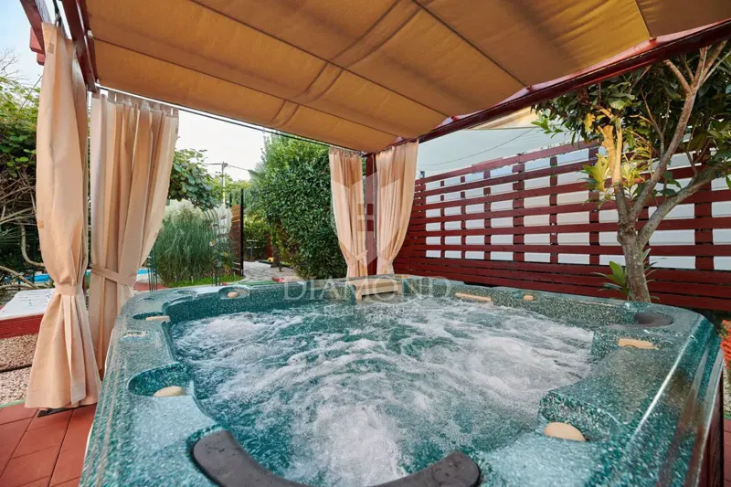 Umago, dintorni! Grande casa con piscina e jacuzzi! – 3