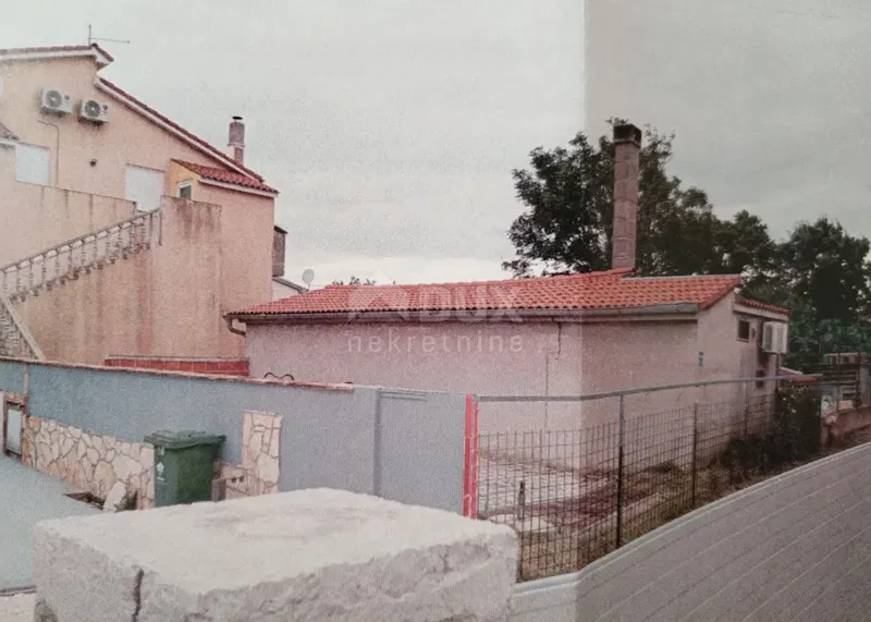 ISTRIA, ŠIŠAN - Dom z dwoma apartamentami i garażem – 2
