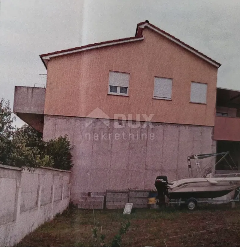 ISTRIA, ŠIŠAN - Dom z dwoma apartamentami i garażem – 3