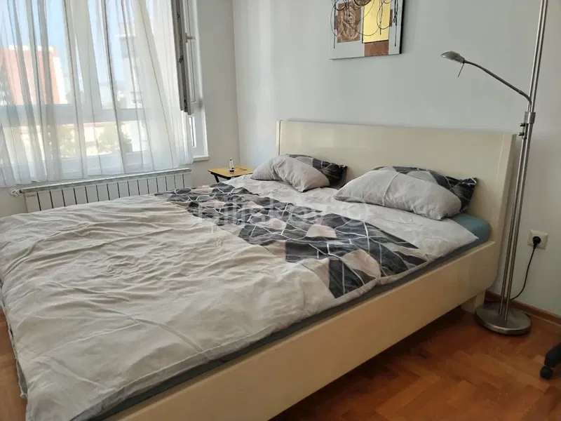 For rent, Trnje, 2-room apartment, garage, loggia – 3