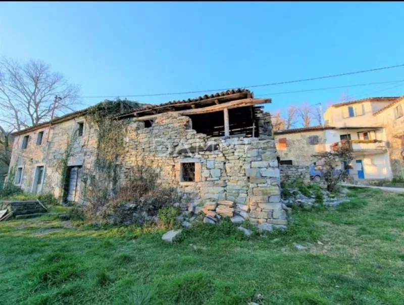 ISTRA, DRAGUĆ - TWO STONE HOUSES FOR ADAPTATION – 2